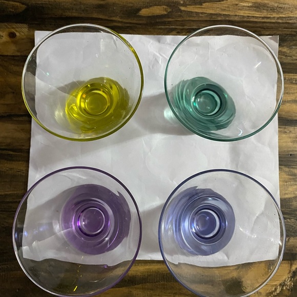 ALL 8 !! Colored Cocktail glasses - Picture 3 of 3